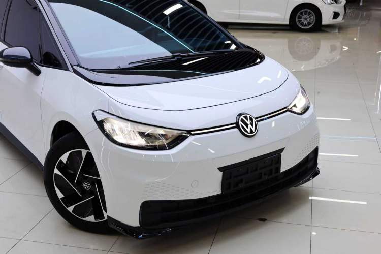 Used Volkswagen ID.3 2025 Smart Edition Outstanding Model Exterior 5