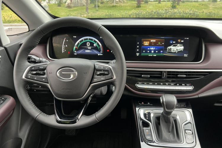 Used GAC Trumpchi M6 2023 PRO 270T DCT Luxury Edition Interior 9