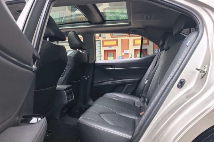 Used Toyota Camry 2021 2.5G Luxury Edition Interior 1