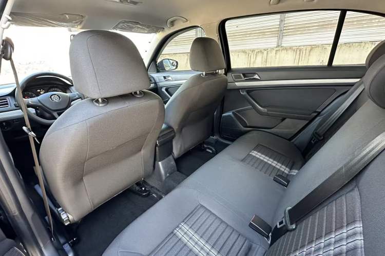 Used Volkswagen Lavida 2019 Lavida Start 1.5L Automatic Trendy Version China VI Standard
