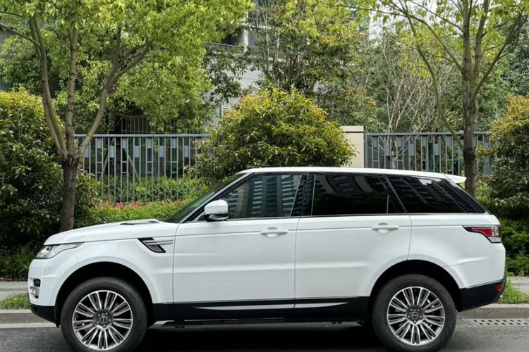 Used Land Rover Range Sport 2015 3.0 SC V6 HSE Exterior 1