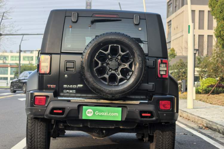 Used BAIC Off-Road BJ40 2021 2.0D Automatic Four-Wheel Drive Blade Hero Edition Adventurer Type
