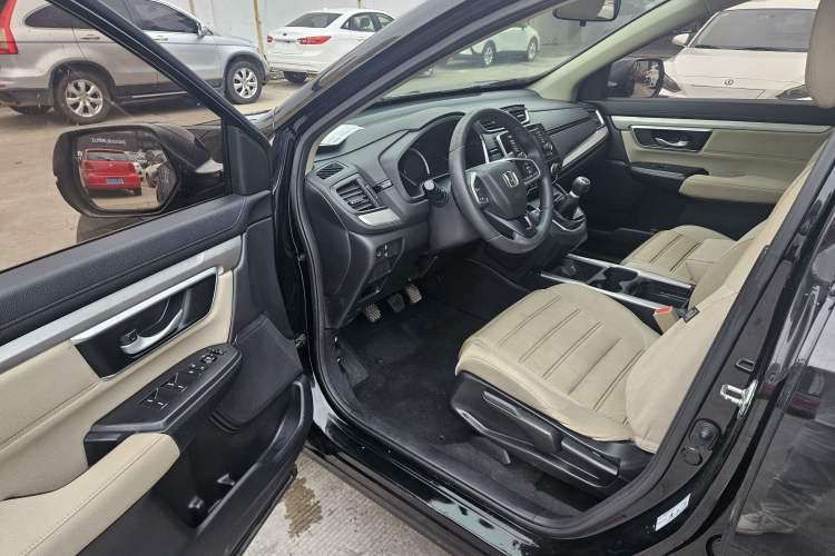 Used Honda CR-V 2017 240TURBO Manual Two-Wheel Drive Classic Edition
