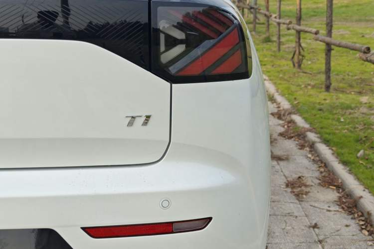 Used ARCFOX T1 2025 Model 425 PRO