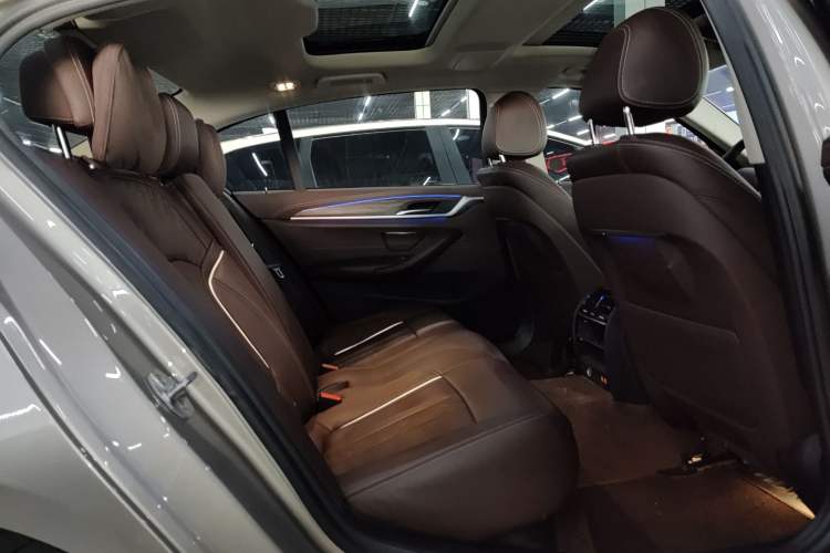 Used BMW 5 Series New Energy 2020 Mileage Upgrade Version 530Le Luxury Package