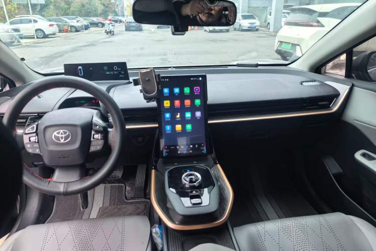 Used Toyota bZ3 2024 517 km Elite PRO