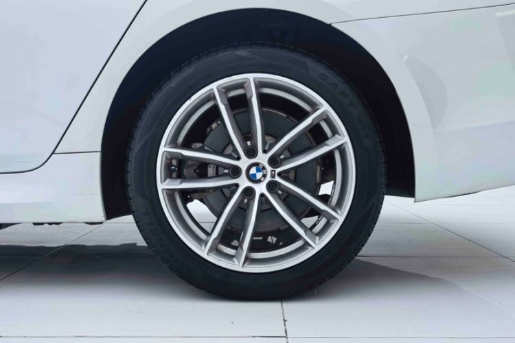 Used BMW 5 Series 2020 525Li M Sport Package Exterior 12