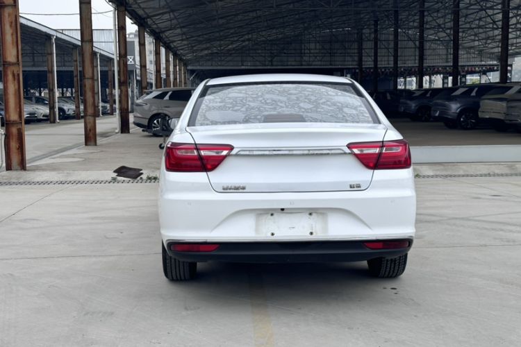 Used Geely Auto Vision 2019 Upgraded Model 1.5L Manual Luxury Version China VI Standard Exterior 5