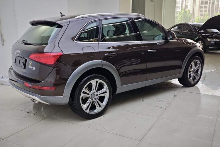 Used Audi Q5 2013 45 TFSI quattro off-road version