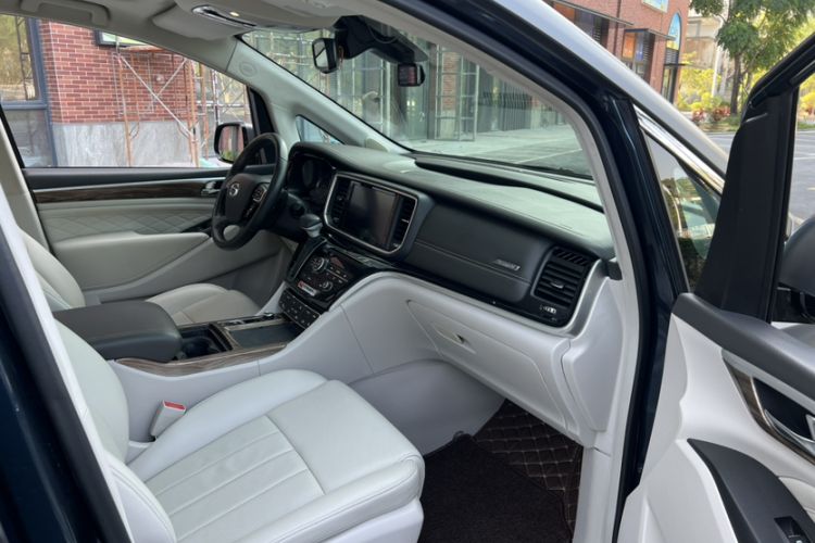 Used GAC Trumpchi M8 2018 320T Luxury Edition