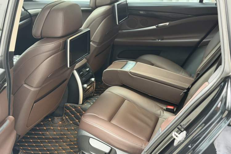 Used BMW 5 Series GT 2014 535i Luxury Edition