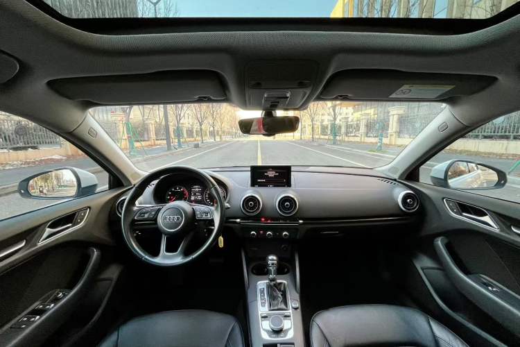 Used Audi A3 2018 30th Anniversary Edition Sportback 35 TFSI Fashion Model