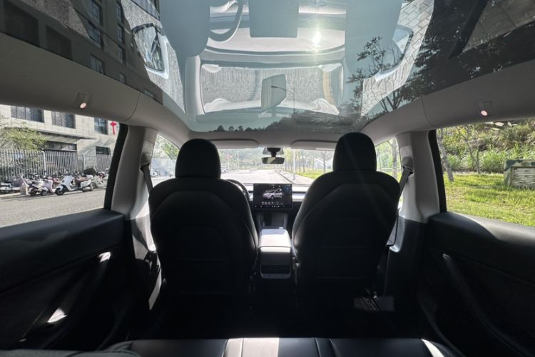 Used Tesla Model Y 2022 Rear-Wheel-Drive Version