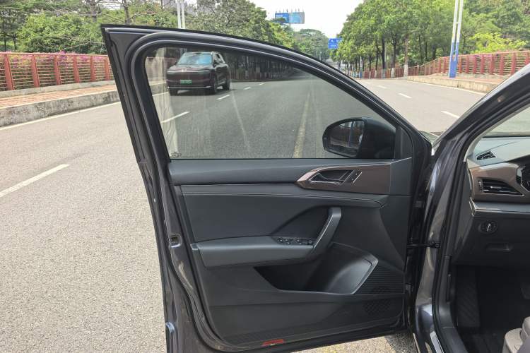 Used Volkswagen Tharu 2021 330TSI Four-Wheel Drive Flagship Edition Interior 5