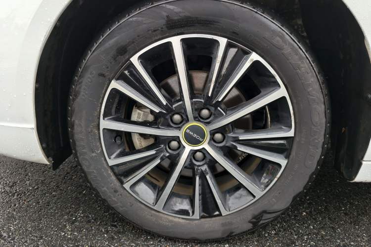 Used Roewe i5 2021 1.5L Manual Platinum Edition
