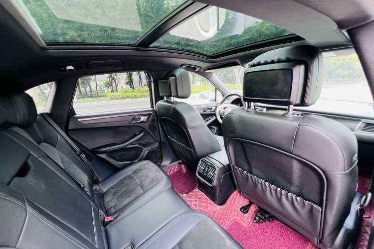 Used Porsche Macan 2017 Macan 2.0T
