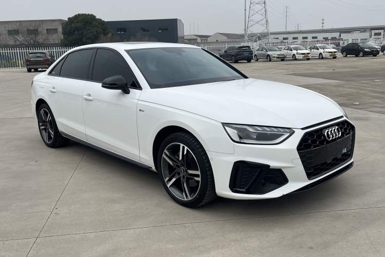 Used Audi A4L 2022 40 TFSI Luxury Dynamic Model