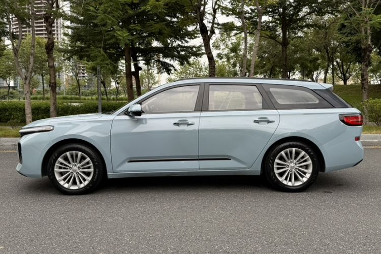 Used Baojun RC-5 2020 RC-5W 1.5T CVT Smart Shine Prestige Model
