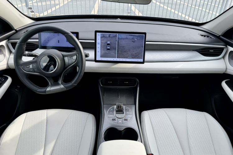 Used BYD Seal 05 DM-i 2025 DM-i Intelligent Drive 120KM Flagship Model Interior 2