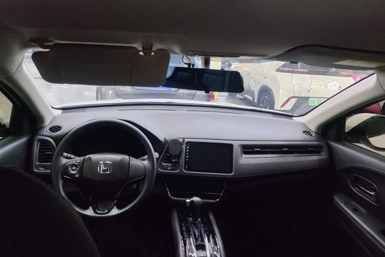 Used Honda Vezel 2020 220 TURBO CVT Elite Edition Interior 1