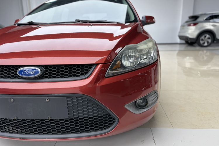 Used Ford Focus 2013 Hatchback Classic 1.8L Automatic Base Model