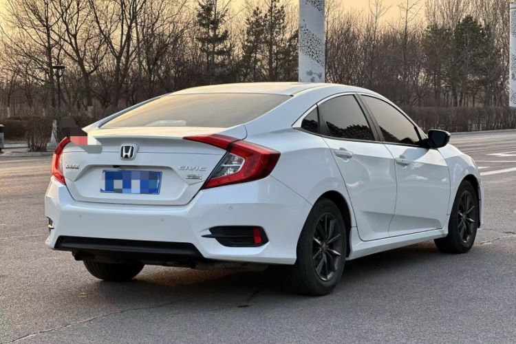 Used Honda Civic 2019 220TURBO CVT Dynamic Edition China VI Exterior 3