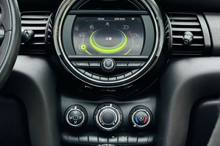 Used MINI MINI 2016 1.5T COOPER Five-Door Edition