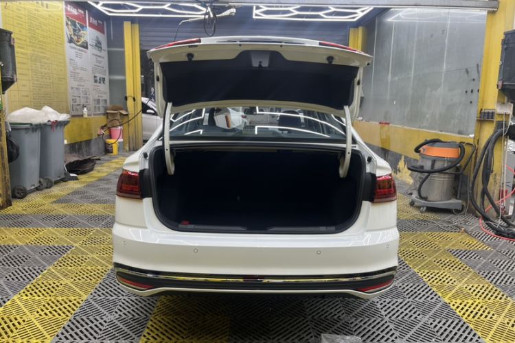 Used Volkswagen Bora 2025 300TSI DSG Prestige Edition
