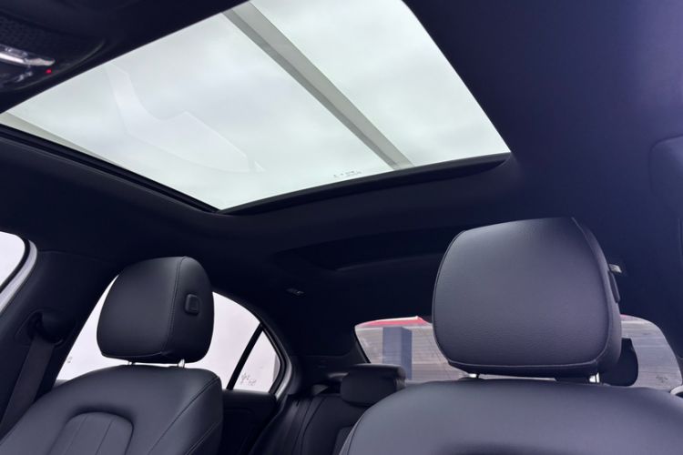 Used Mercedes-Benz A-Class 2022 Restyled A 200 L Sport Sedan Fashion Version Headliner