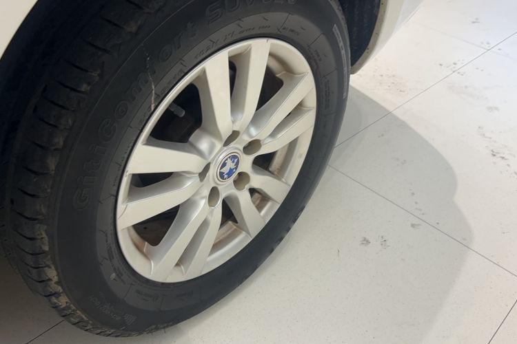 Used Venucia T70 2016 2.0L Manual RuiQu Version
