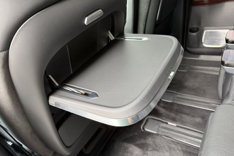 Used Hongqi HQ9 PHEV 2024 2.0T Four-Wheel Drive Luxury Edition