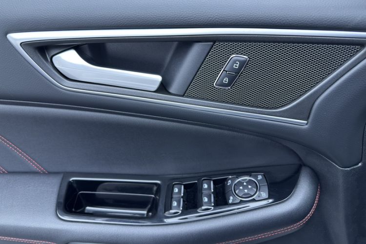 Used Ford Edge 2020 EcoBoost 245 4x4 ST-Line 7-Seater
