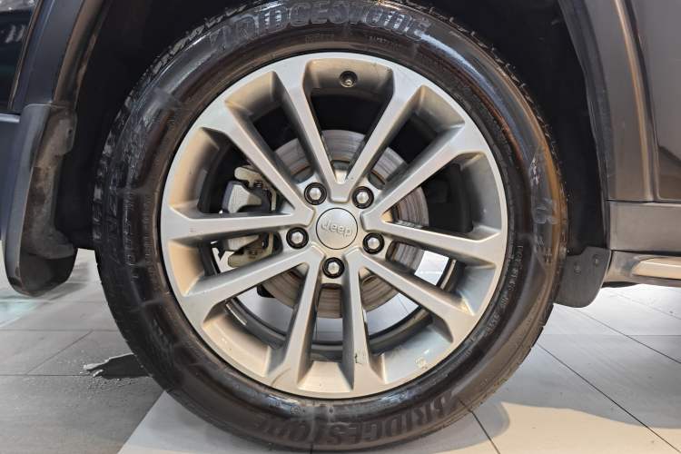 Used Jeep Grand Commander 2018 2.0T Four-Wheel Drive Prestige Edition China V
