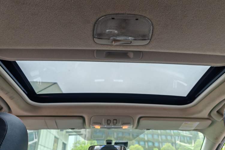 Used Subaru XV 2014 2.0i Comfort Edition Headliner