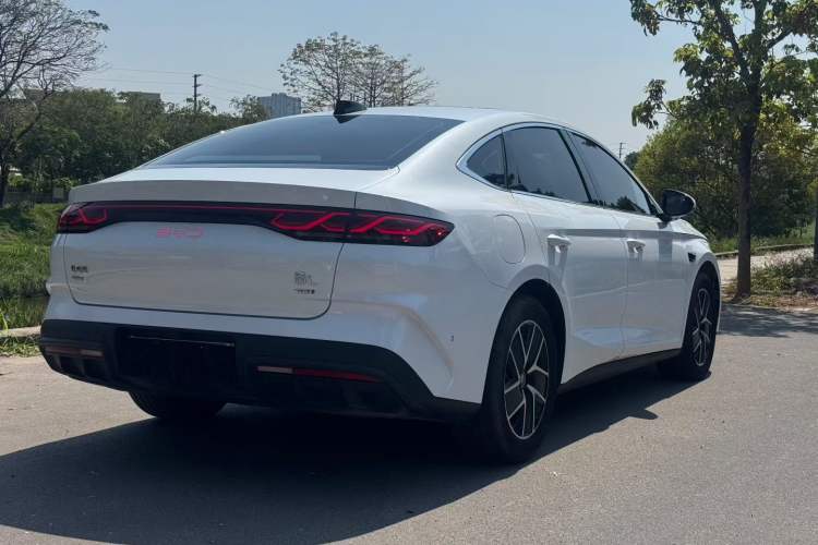 Used BYD Qin L 2025 DM-i Smart Drive 120KM Superior Model