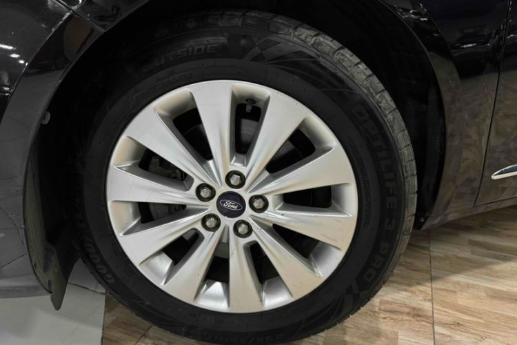 Used Ford Taurus 2016 EcoBoost 180 Luxury Model