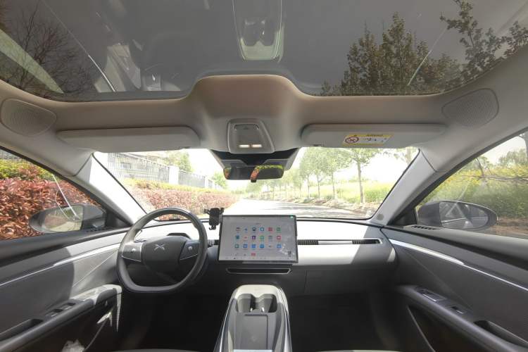 Used XPeng MONA M03 2024 515 Long-Range Interior 3