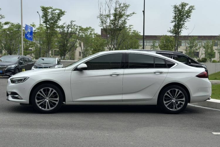 Used Buick Regal 2019 28T Luxury Edition China VI Exterior 7