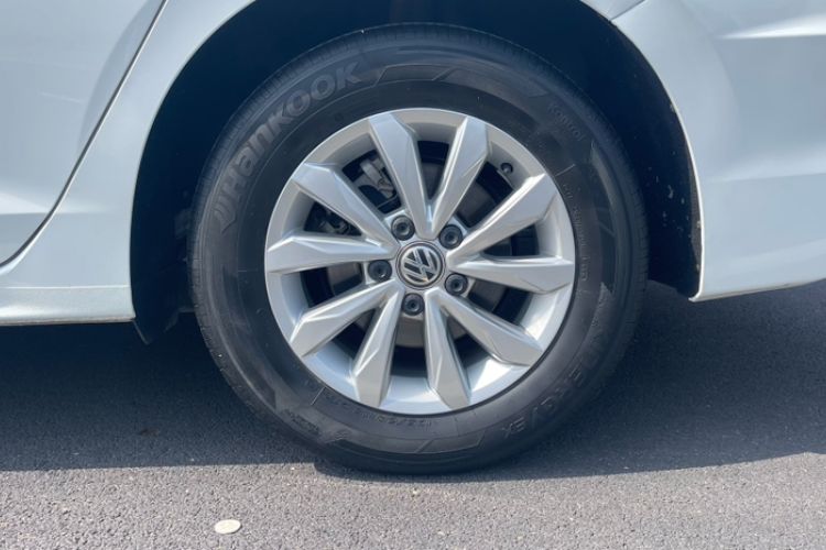 Used Volkswagen Bora 2020 1.5L Automatic Fashion Edition Exterior 7