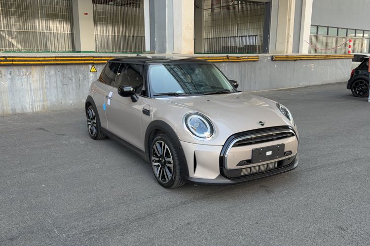 Used MINI 2022 Updated 1.5T COOPER Classic Edition