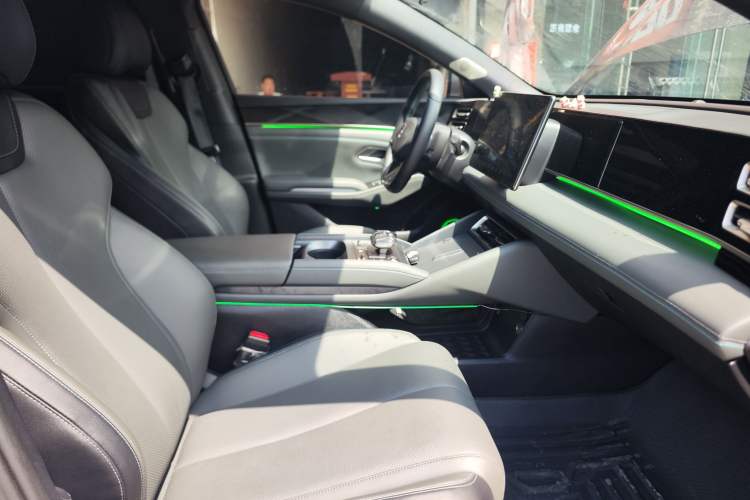 Used BYD Qin L 2024 DM-i 80KM Beyond Model
