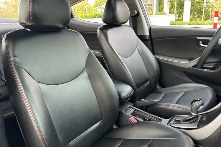 Used Hyundai Elantra (5th Generation / Langdong) 2016 1.6L Automatic Prestige Model Right Front Seat