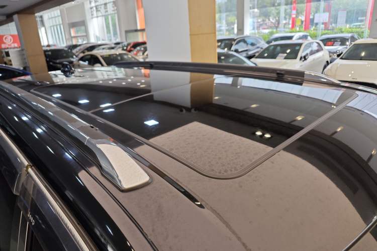 Used Jeep Grand Commander 2018 2.0T Four-Wheel Drive Prestige Edition China V
