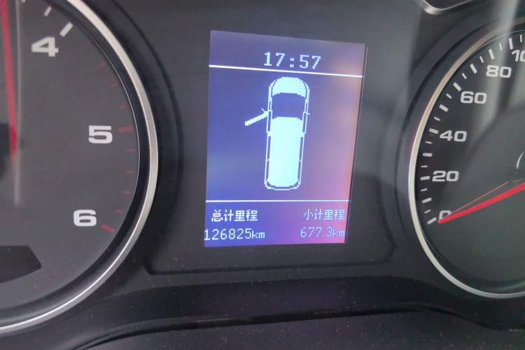 Used JAC Refine M4 2017 1.9T Diesel Manual Comfort Model