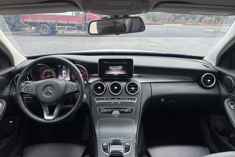 Used Mercedes-Benz C-Class 2018 C 180 L Fashion Edition Sport Version