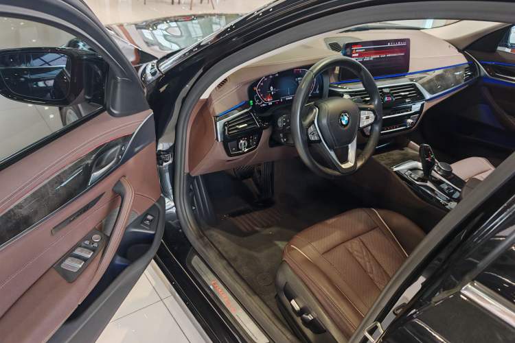 TDK.VehicleDetails.img