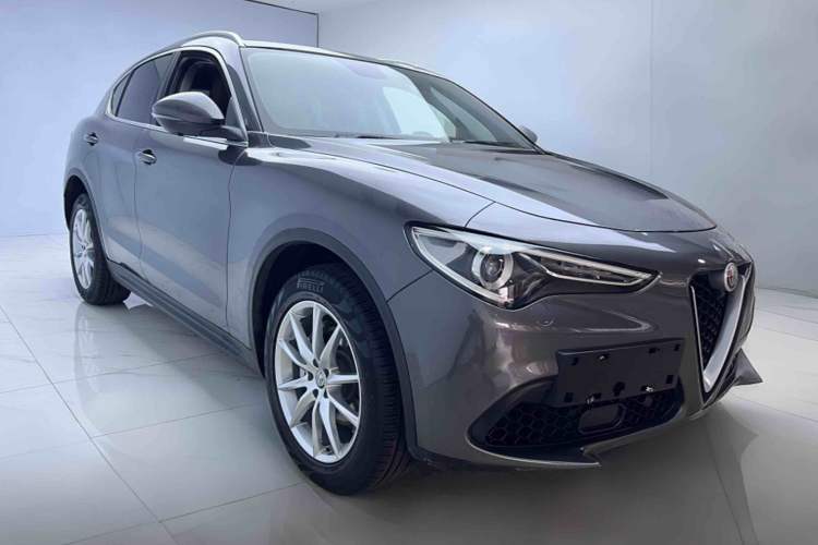 Used Alfa Romeo Stelvio 2017 2.0T 200HP Luxury Edition
