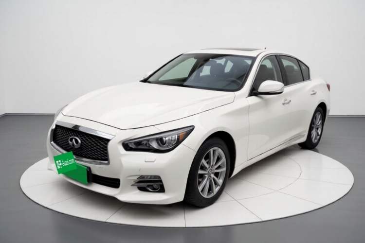Used Infiniti Q50L 2018 2.0T Enjoyment Version China VI Standard