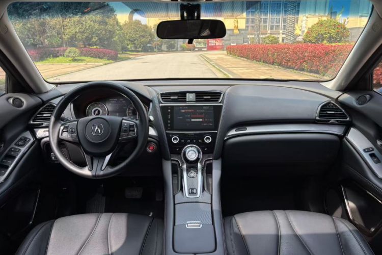 Used Acura CDX 2016 1.5T Two-Wheel Drive Deluxe Edition