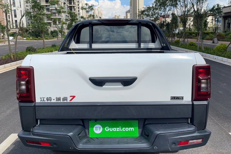 Used JMC Yuhu 7 2022 2.0T Manual Diesel 4x4 Comfort Version Standard Wheelbase
